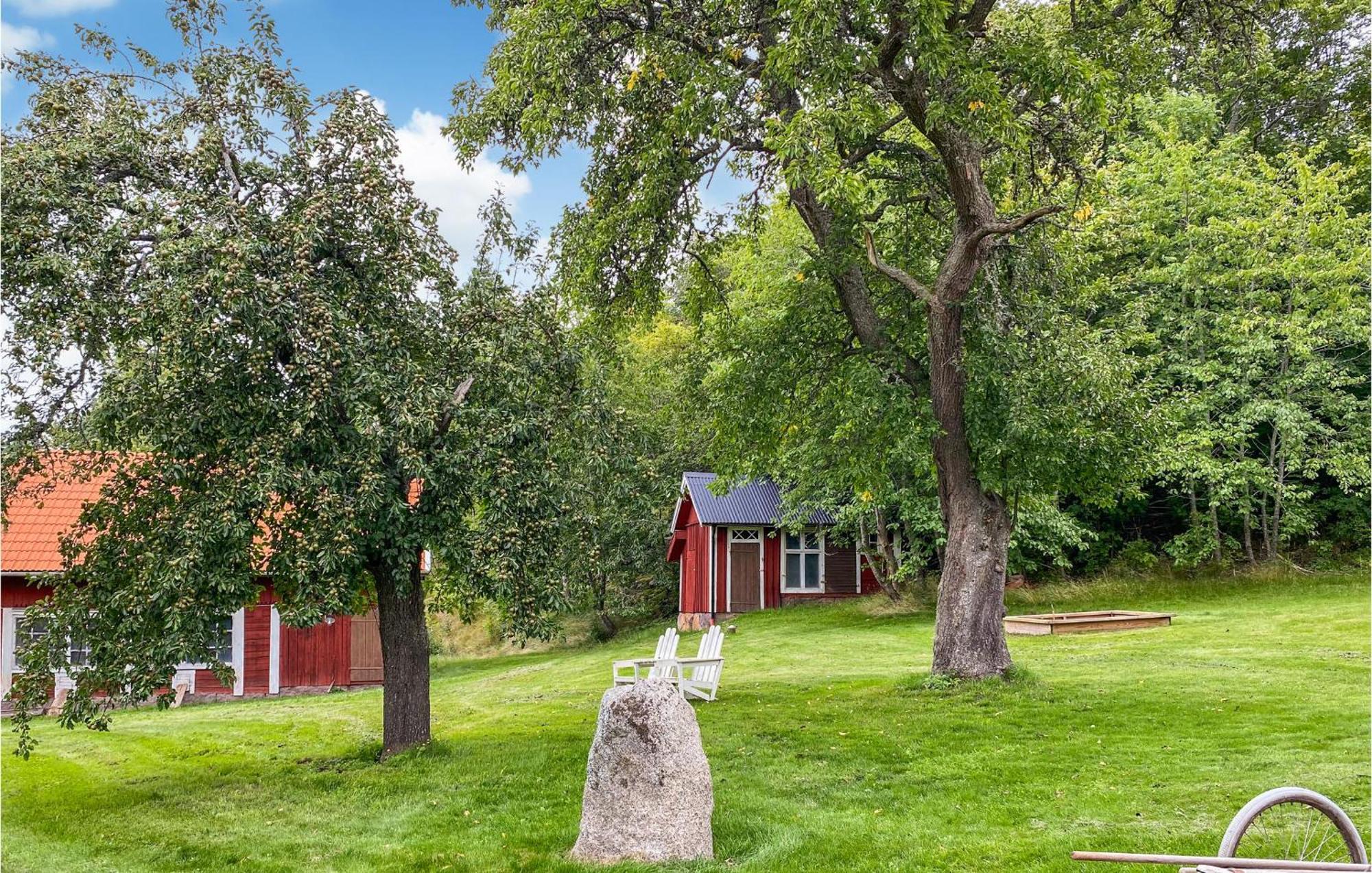 Awesome Home In Oedeshoeg With Wifi Luaran gambar