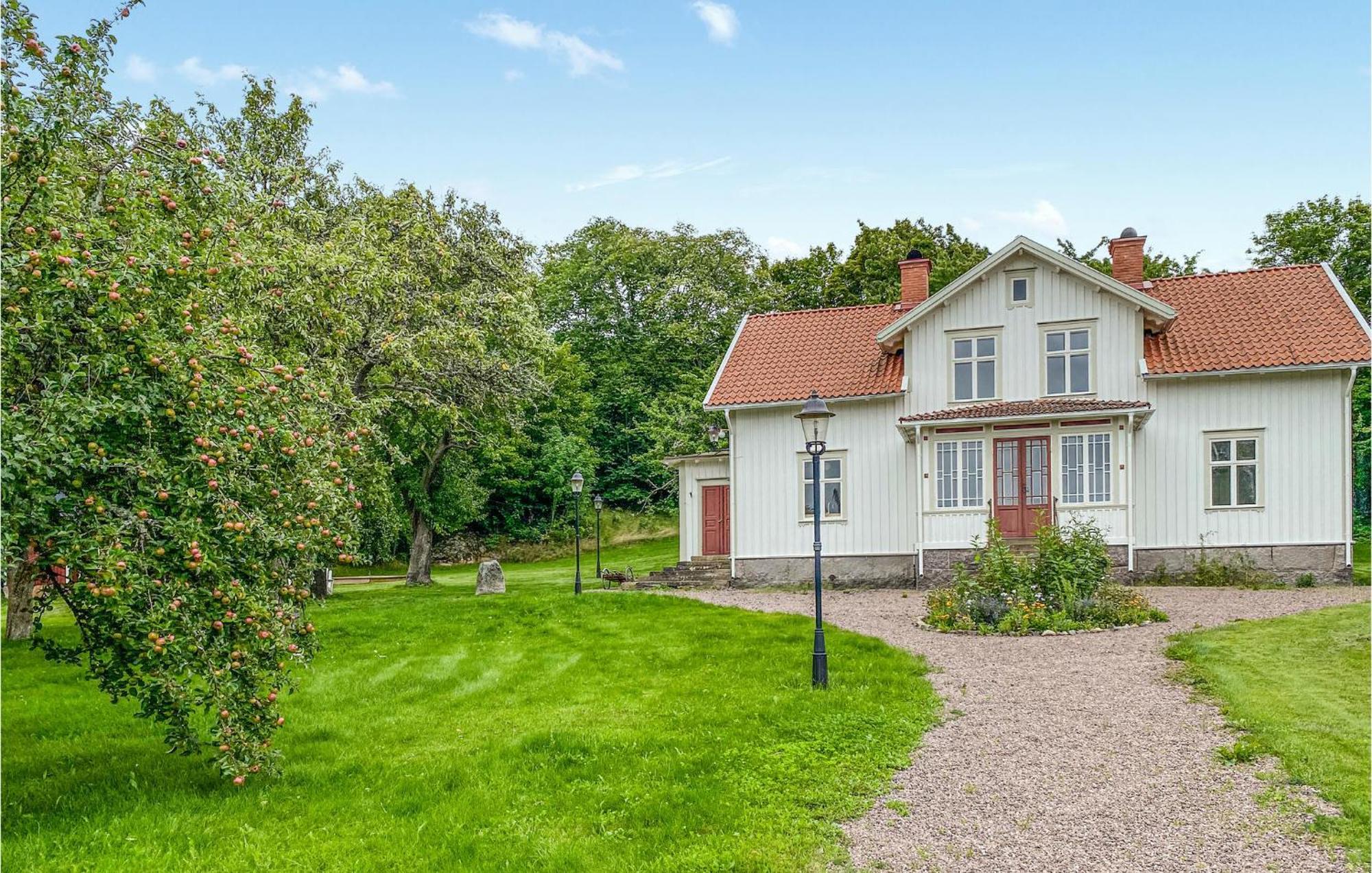 Awesome Home In Oedeshoeg With Wifi Luaran gambar