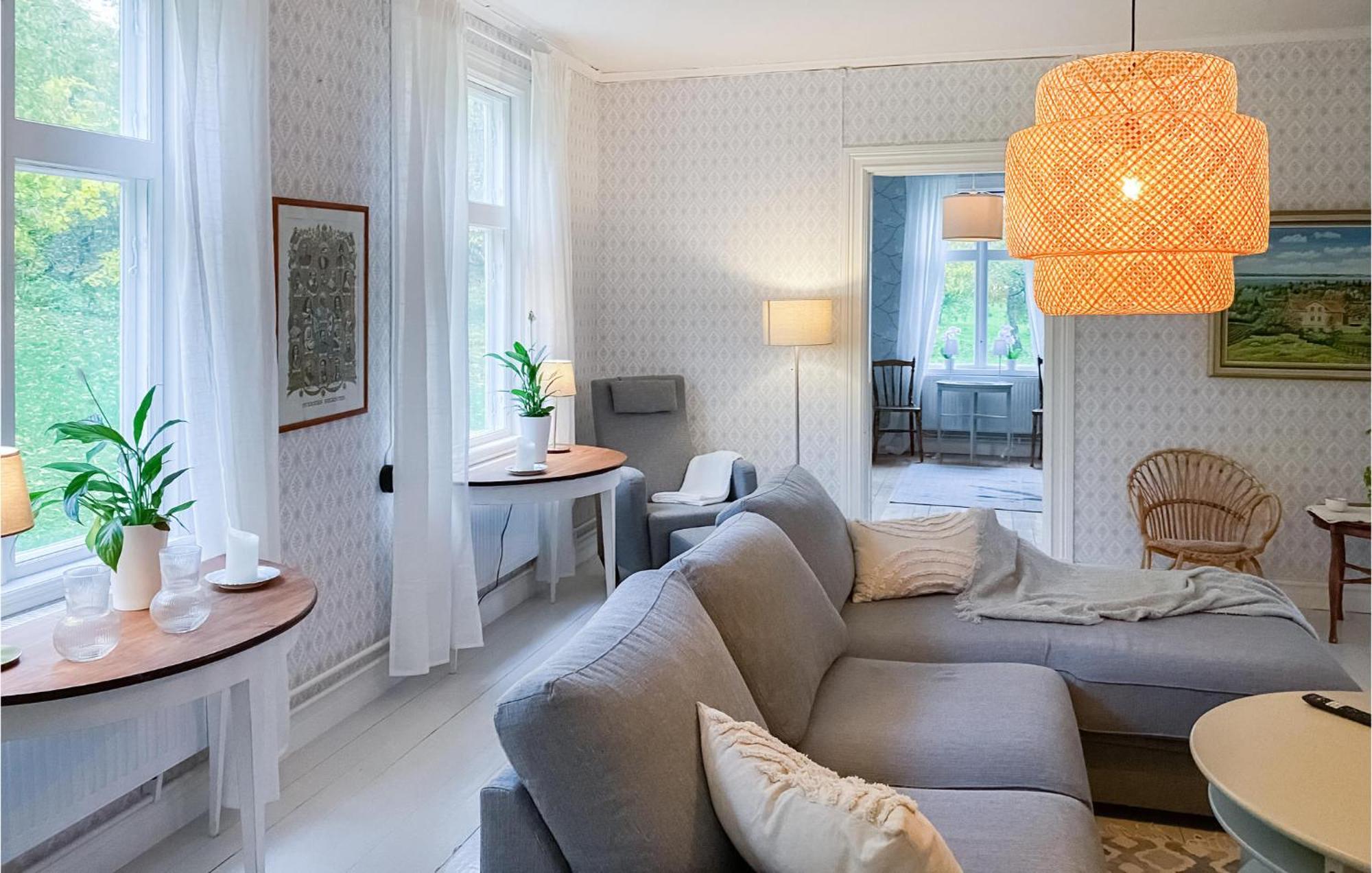 Awesome Home In Oedeshoeg With Wifi Luaran gambar